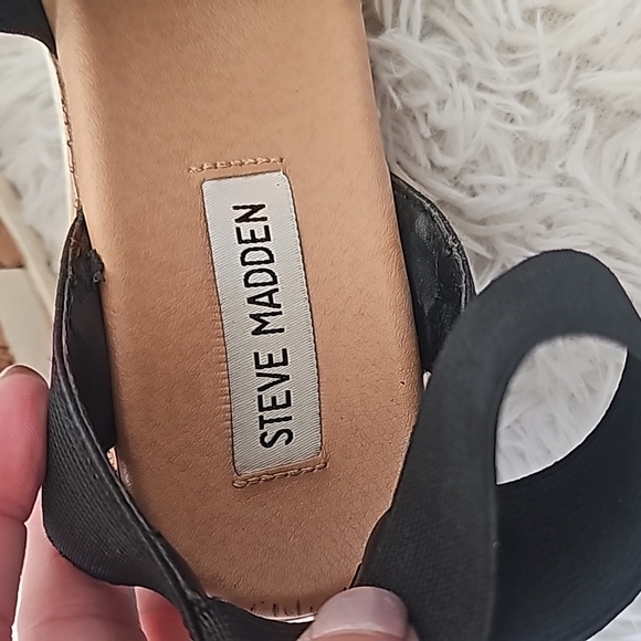 Steve madden "bandi" black strappy platform sandal - Picture 4 of 6